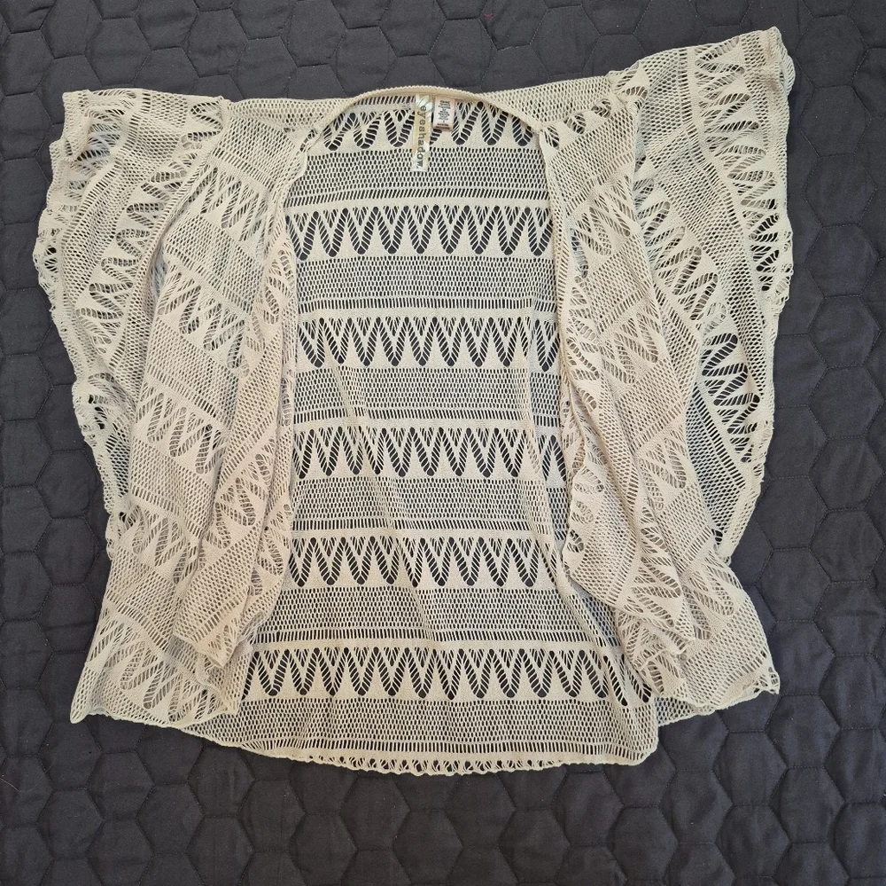 Eyeshadow Crochet Open Knit Top